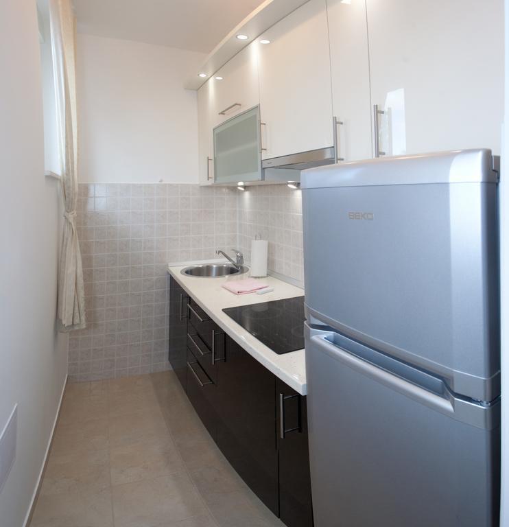 Cro Jet Set Apartments Split Bagian luar foto