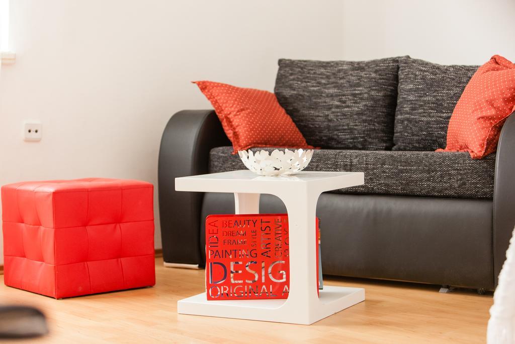 Cro Jet Set Apartments Split Bagian luar foto